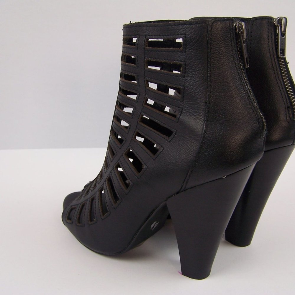 Steve Madden Women's Alexxia Shoes Pump Size 6.5M - Picture 4 of 7
